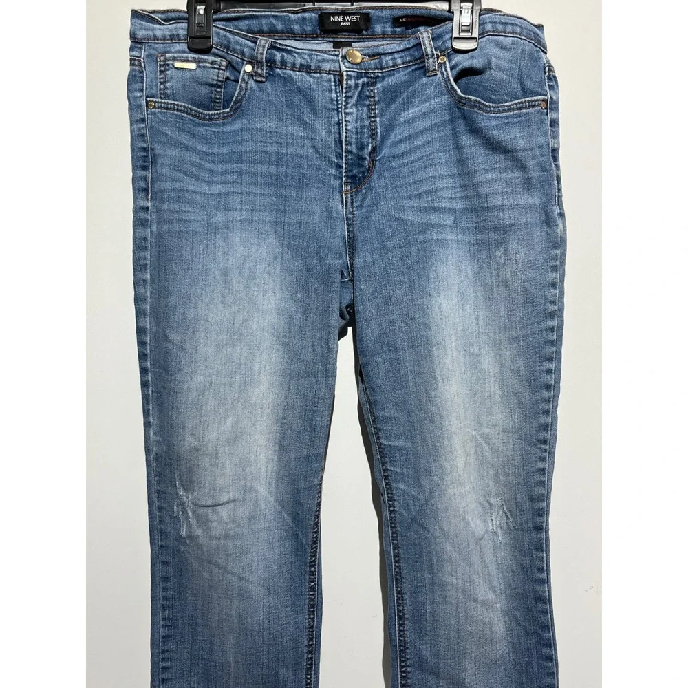 Nine West Jeans Alec Slim Boyfriend Ankle Medium Wash‎ Blue Denim Size 10